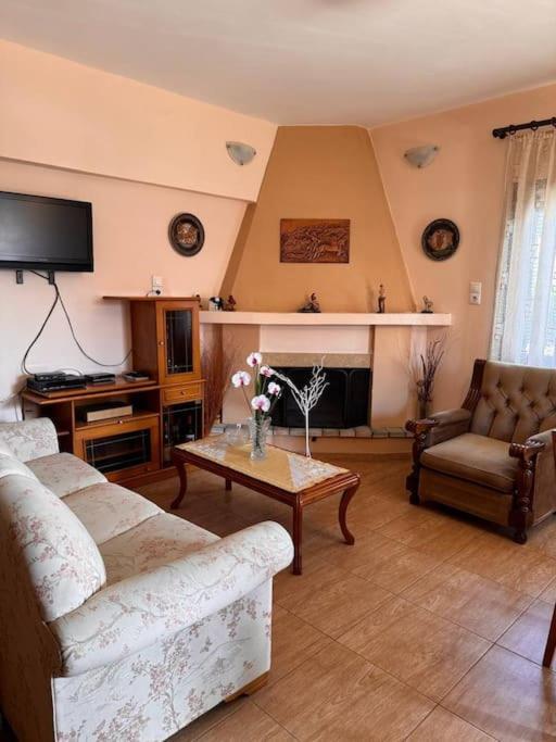 Family Woodland Oasis Vipgreece Apartment Kirinthos Luaran gambar