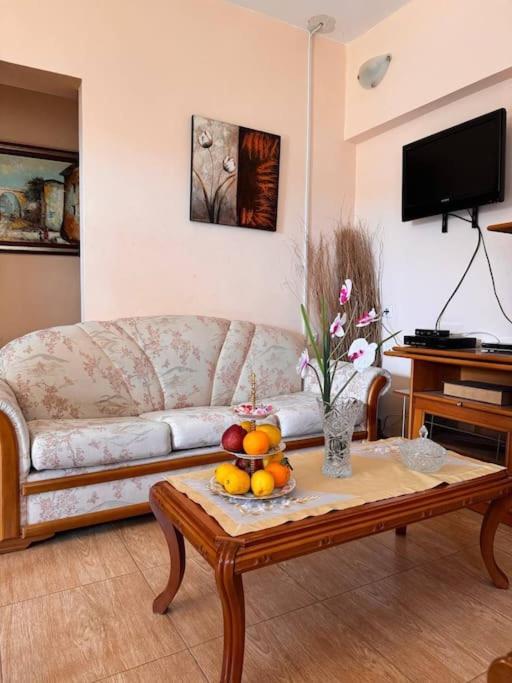 Family Woodland Oasis Vipgreece Apartment Kirinthos Luaran gambar